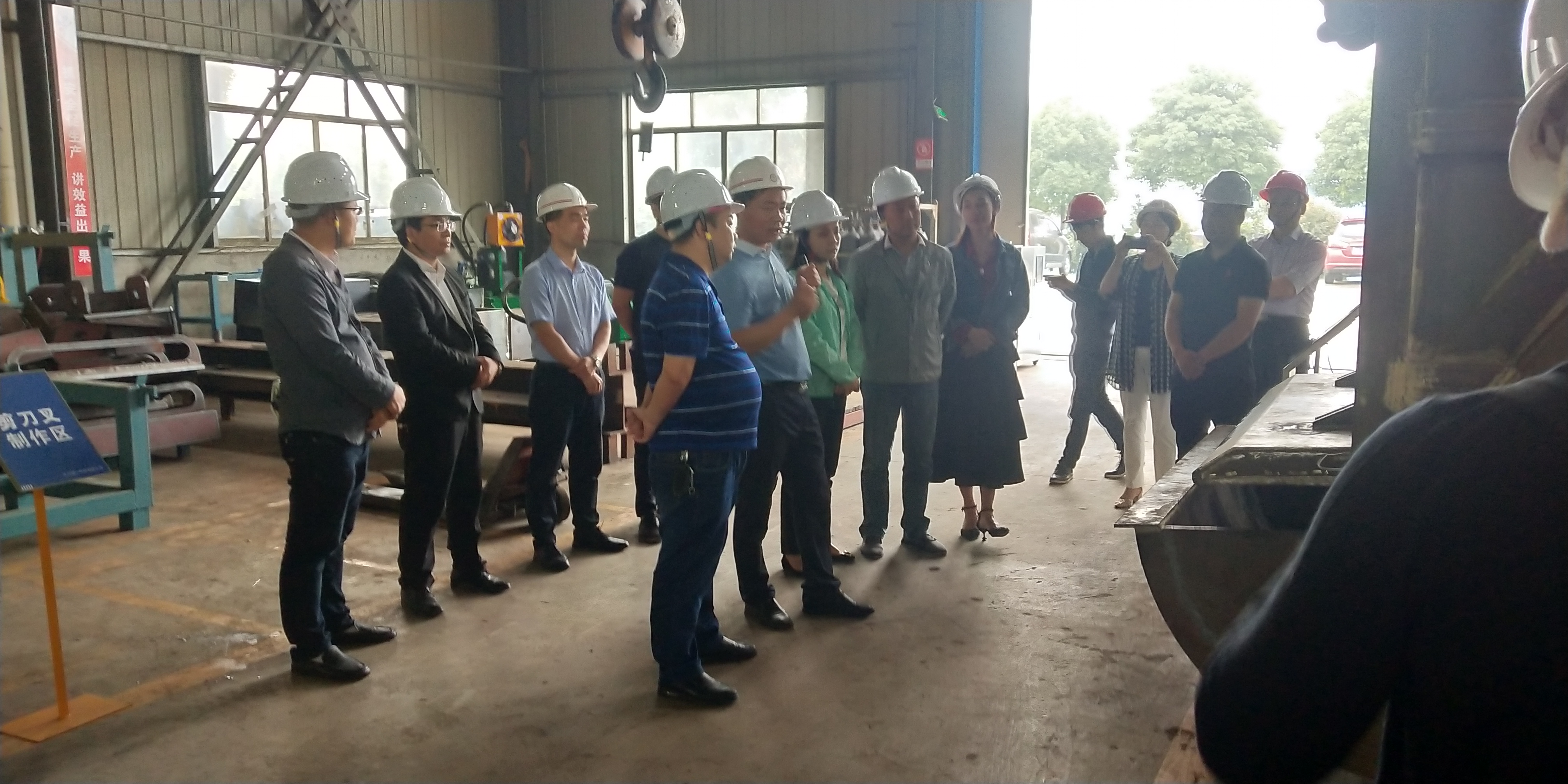 長(zhǎng)沙湘一機(jī)械有限公司,長(zhǎng)沙環(huán)衛(wèi)設(shè)備制造,長(zhǎng)沙環(huán)衛(wèi)設(shè)備銷售,保潔項(xiàng)目 長(zhǎng)沙湘一機(jī)械有限公司,長(zhǎng)沙環(huán)衛(wèi)設(shè)備制造,長(zhǎng)沙環(huán)衛(wèi)設(shè)備銷售,保潔項(xiàng)目